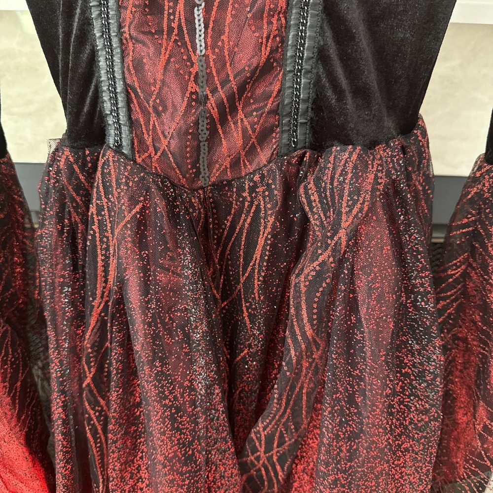 Spirit Halloween Girls Vampire Enchantress Witch Witchy Red Black Dress Size L - Picture 5 of 7